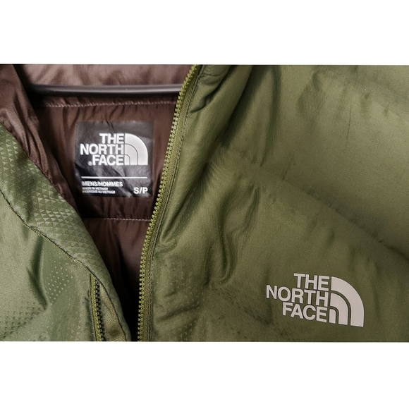 NWOT The North Face 700 Puffer Jacket - Picture 3 of 8